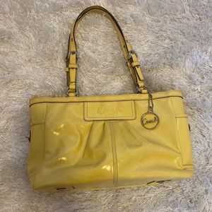 Vintage COACH Yellow Patent Shoulder Tote Bag